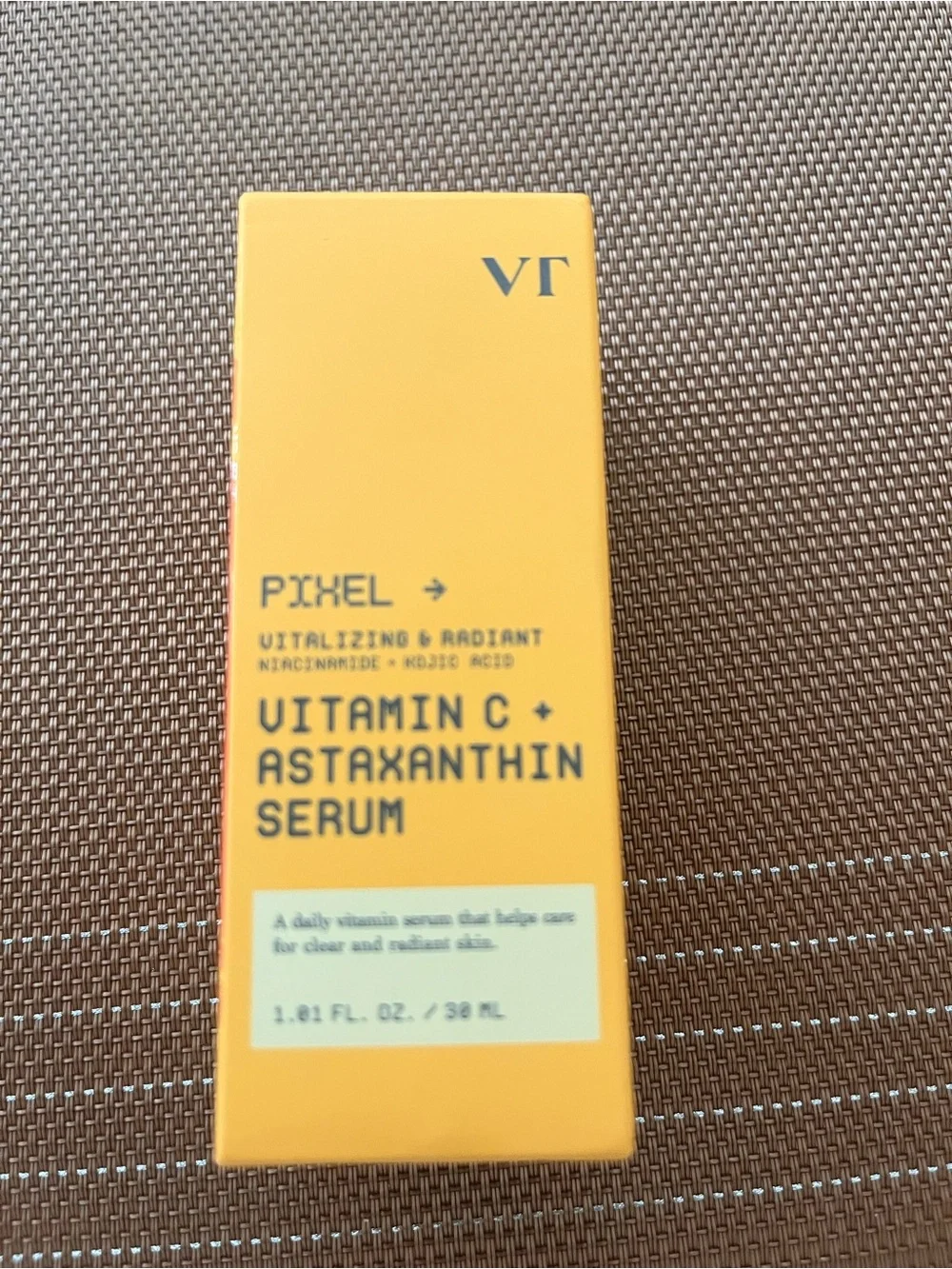 VT Pixel Vitamin C Astaxanthin Serum — Bright Orange Glow